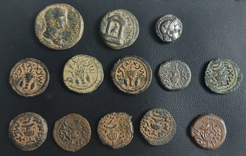 Romano-Jewish-Prutah-Coins---Help-With-ID?